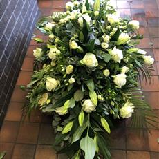 Full legends coffin spray in all white 