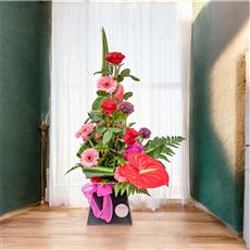 Simply Tropical Arrangement