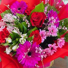 Valentines bouquet of love as chosen by Julie