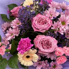 Mother's live designed by Julie